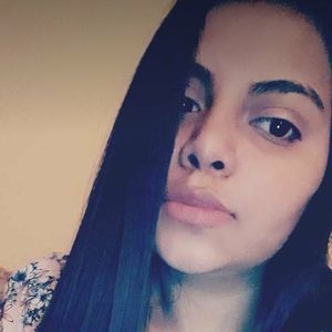 Meet your Posher, Isabel